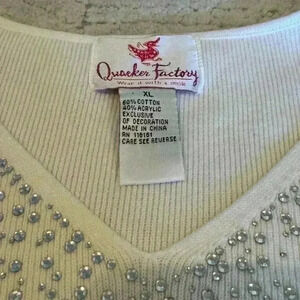 Quaker factory XL V neck shirt